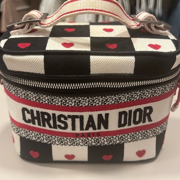 Authentic good condition - Picture 1 of 4